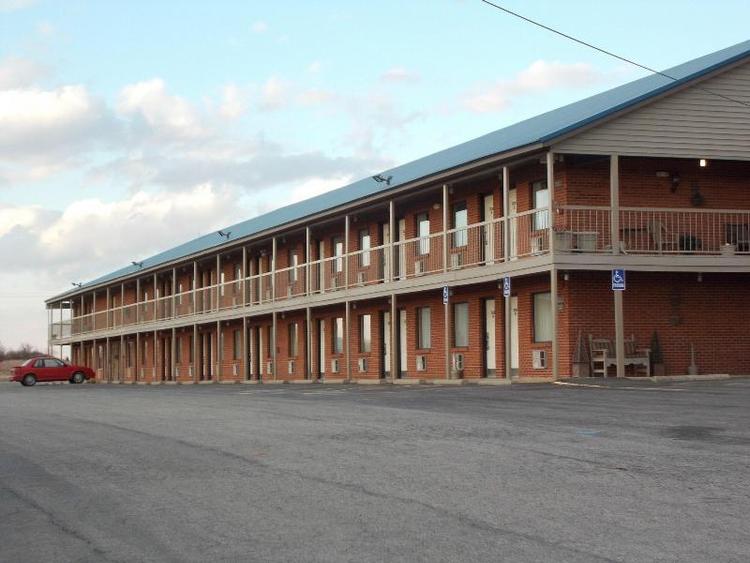 Travelodge by Wyndham Metropolis