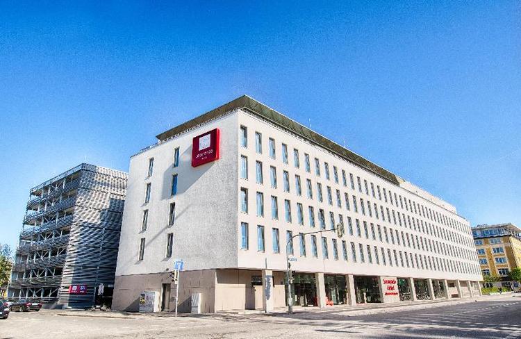 Leonardo Hotel Munich City South