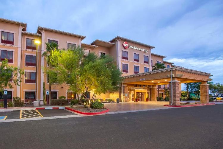 BEST WESTERN Plus Chandler Hotel & Suites