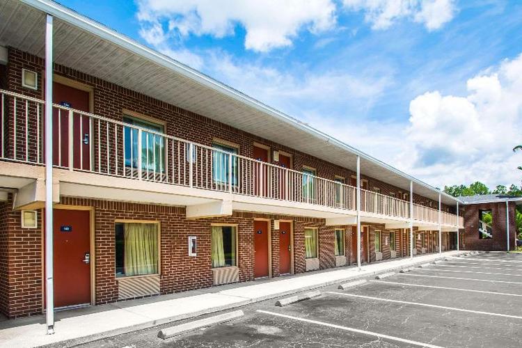 SureStay by Best Western Jacksonville Airport