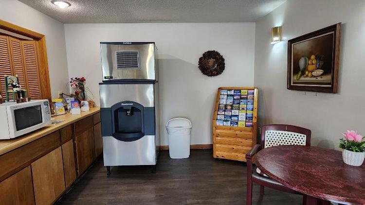 Econo Lodge Lakeshore