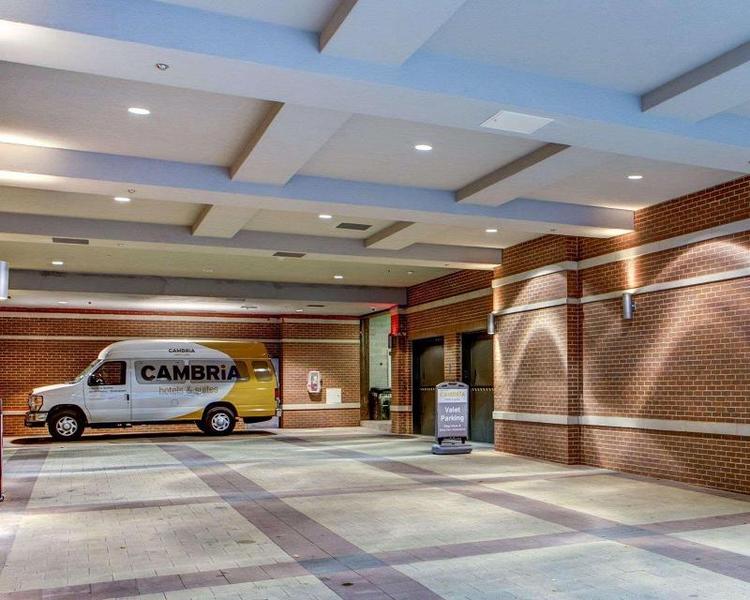 Cambria Hotel & Suites - White Plains Downtown