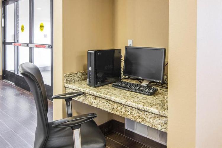 Comfort Inn South Chesterfield - Colonial Heights