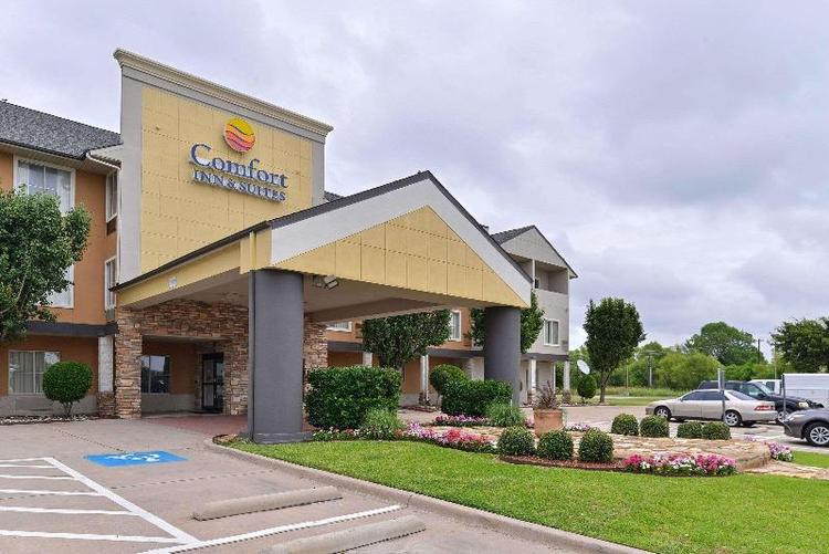Comfort Inn & Suites Frisco Plano