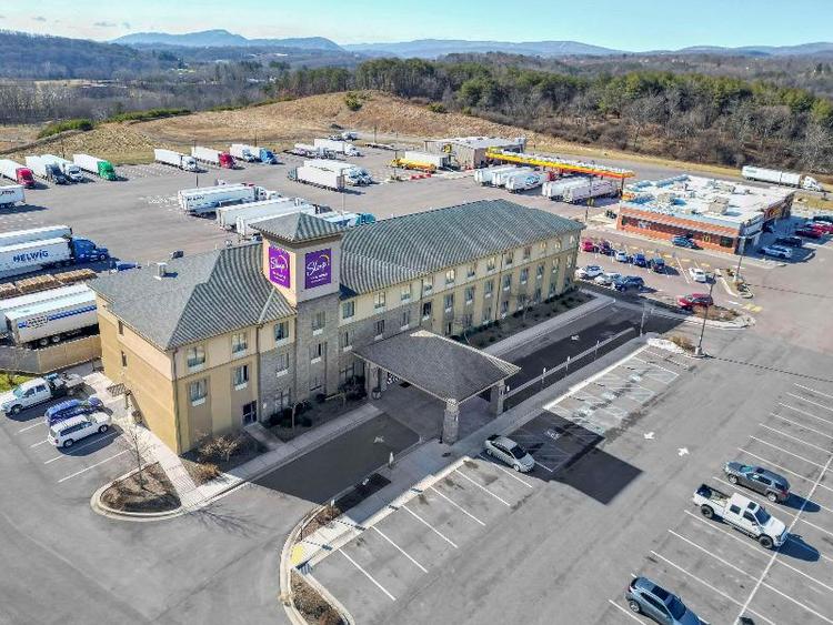 Sleep Inn & Suites Frostburg Area