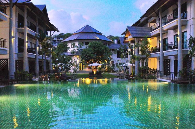 Navatara Phuket Resort SHA Extra+