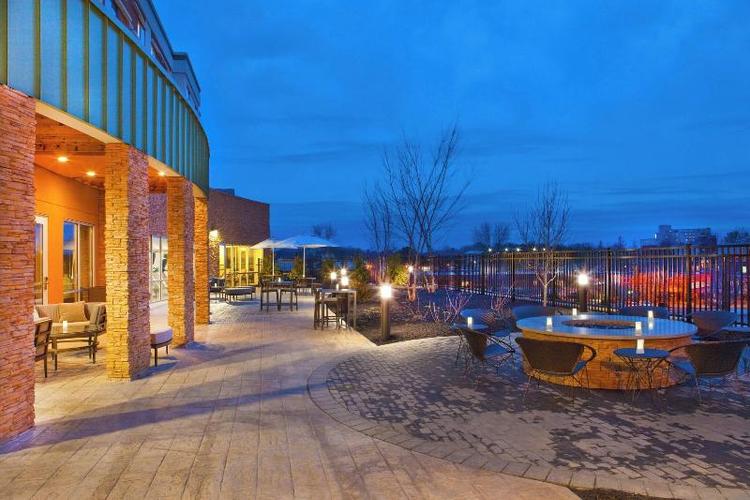 Courtyard Yonkers Westchester County