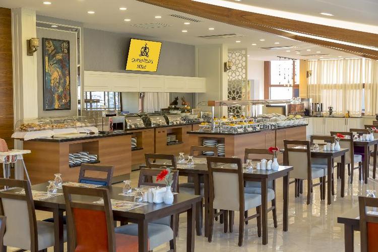 Grand Itimat Hotel