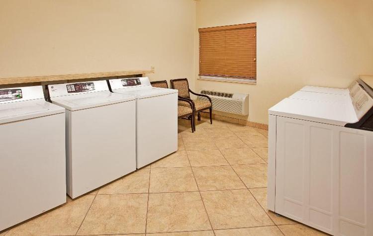 Candlewood Suites Joplin