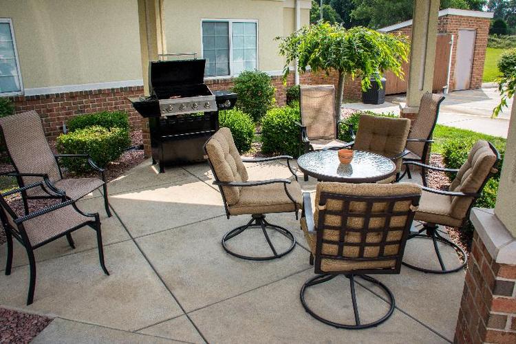 Candlewood Suites South Bend Airport