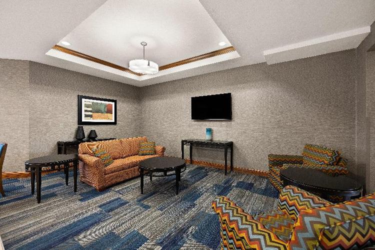 Holiday Inn Express and Suites Limon I 70 EX 359