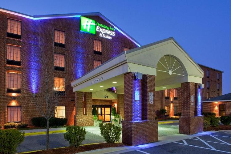 Holiday Inn Express & Suites I 95 Capitol Beltway