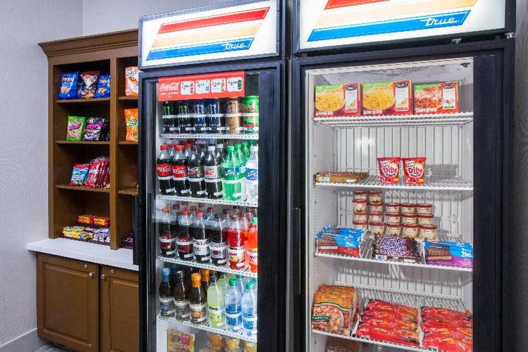 Holiday Inn Express and Suites Texarkana
