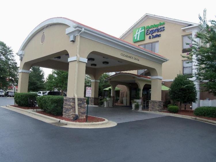 Holiday Inn Express and Suites Sanford