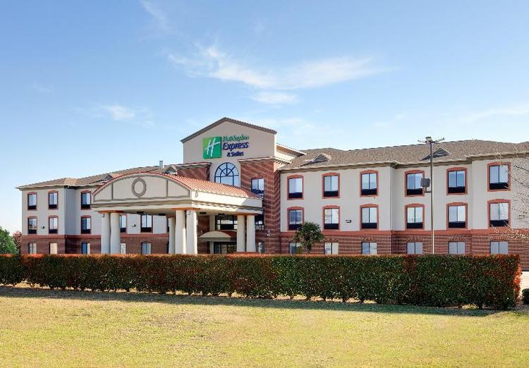 Holiday Inn Express and Suites Burleson Ft. Worth