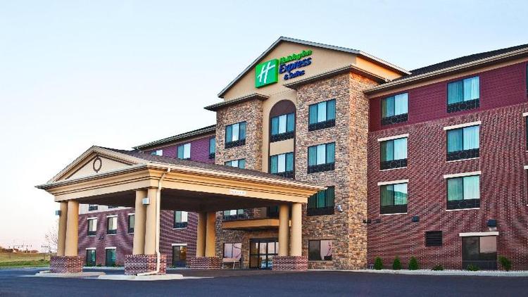 Holiday Inn Express & Suites Sioux Falls Southwest