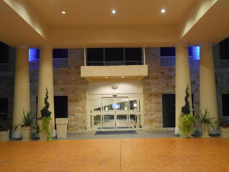 Holiday Inn Express & Suites Houston Northwest-Bro