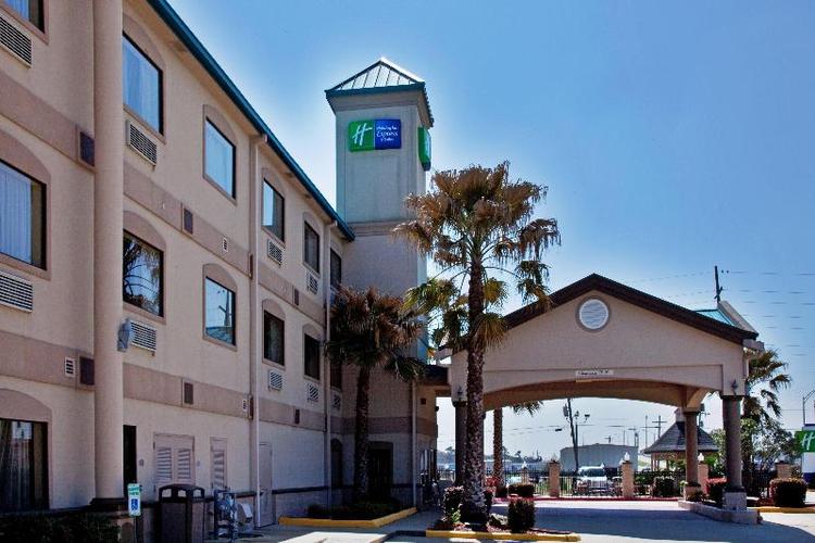Holiday Inn Express and Suites Lake Charles
