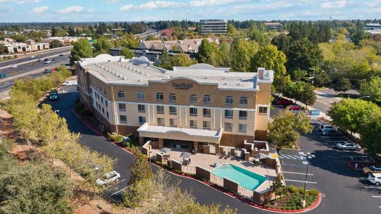 Fairfield Inn Suites By Marriott Rancho Cordova