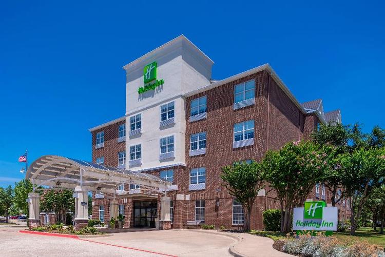 Holiday Inn & Suites Dallas Addison
