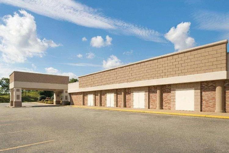 Ramada Uniontown