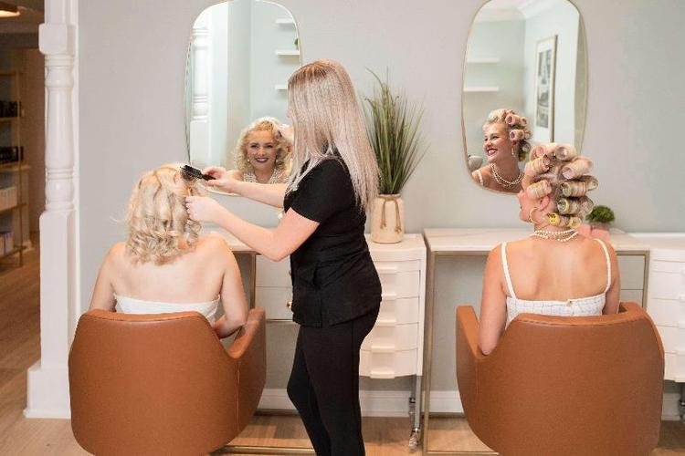 Beach Village at The Del, Curio Collection