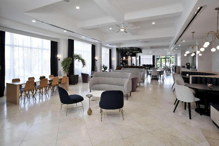 Hotel Dello Fort Lauderdale Airport