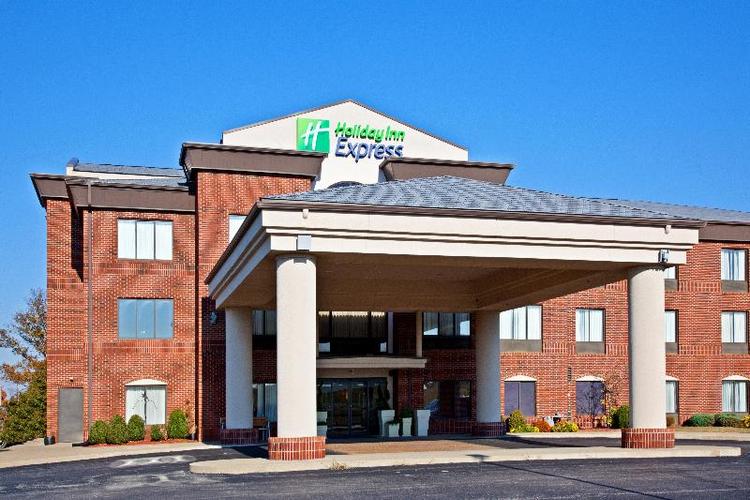 Holiday Inn Express and Suites Shelbyville
