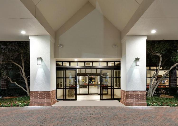 Holiday Inn Express Suites Irving Conv Ctr Las Col