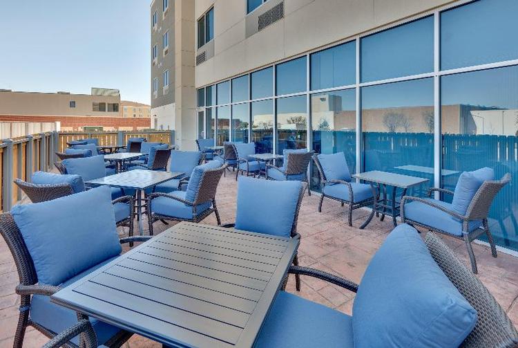 Holiday Inn Express & Sts Plano East - Richardson