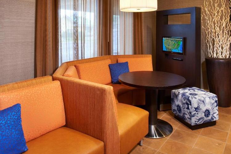 Courtyard Toledo Maumee/Arrowhead