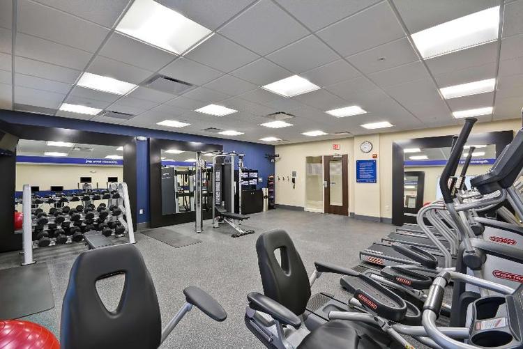 Hampton Inn & Suites Livonia Detroit, MI