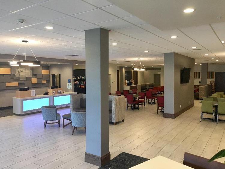 Holiday Inn Express Grand Island - Niagara Falls
