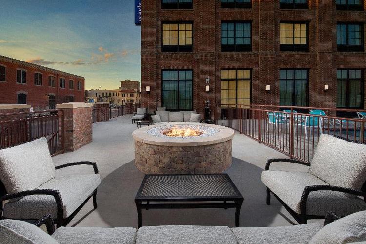 Holiday Inn Express Pensacola Downtown
