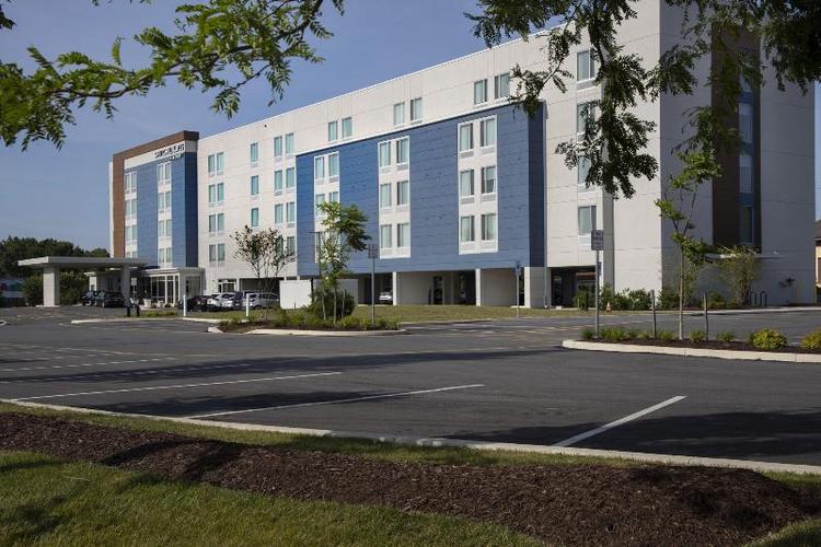 SpringHill Suites Newark Downtown
