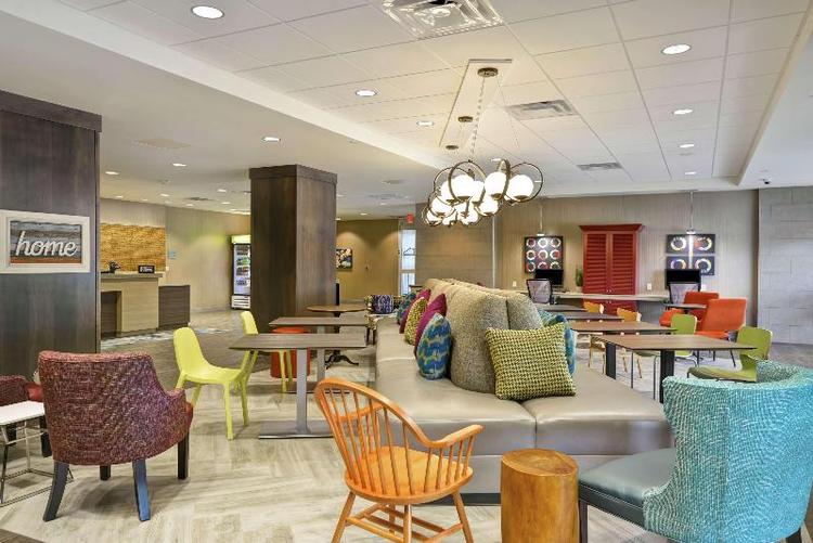 Home2 Suites by Hilton Plymouth, MN
