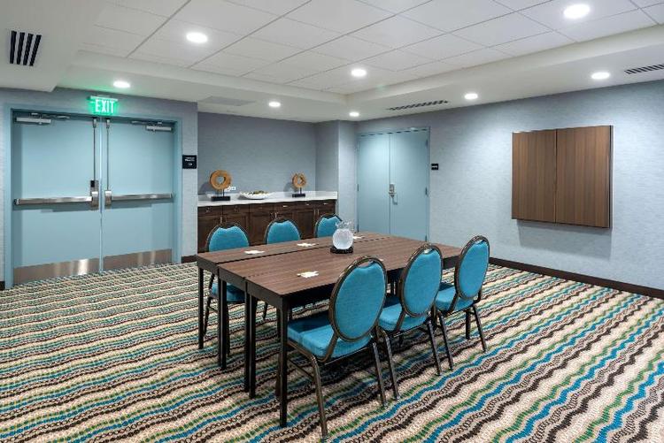 Hampton Inn Baltimore Bayview Campus
