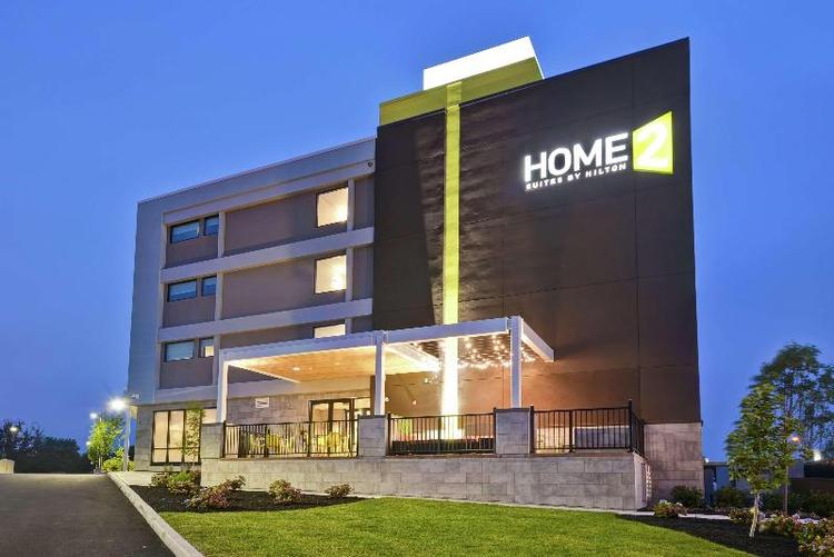 Home2 Suites by Hilton Portland Airport ME