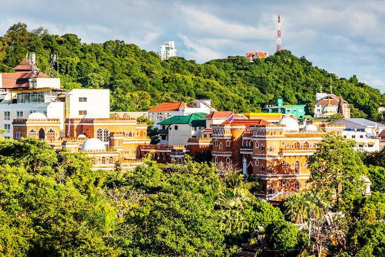 The Rizin Hotel & Residences