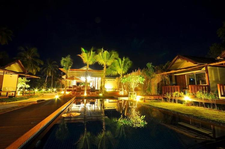 Isle Beach Resort
