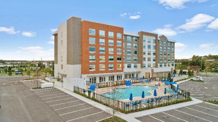 Holiday Inn Express Orlando - Lk Buena Vista Area