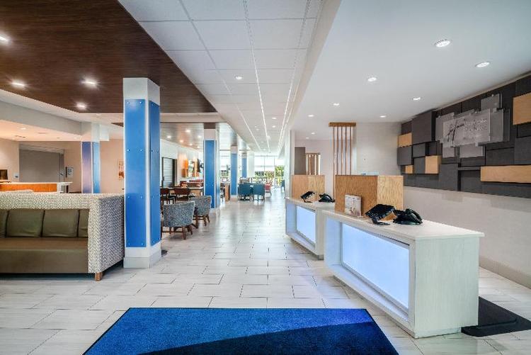 Holiday Inn Express Atlanta Arpt NE  Hapeville