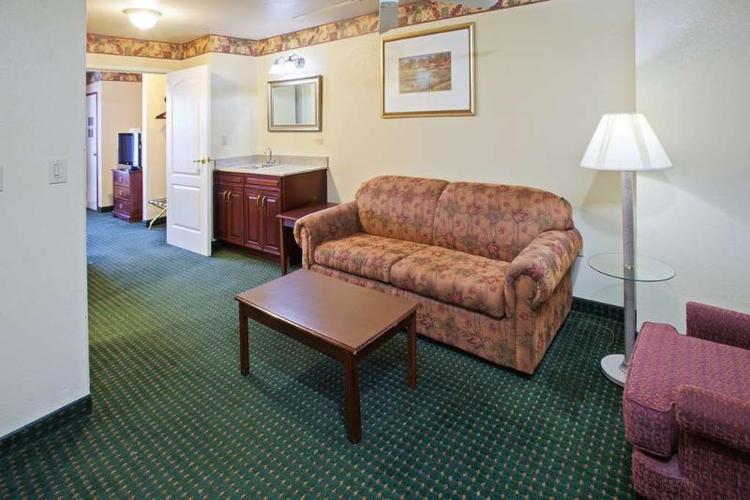 Country Inn Suites By Radisson Elkhart North In