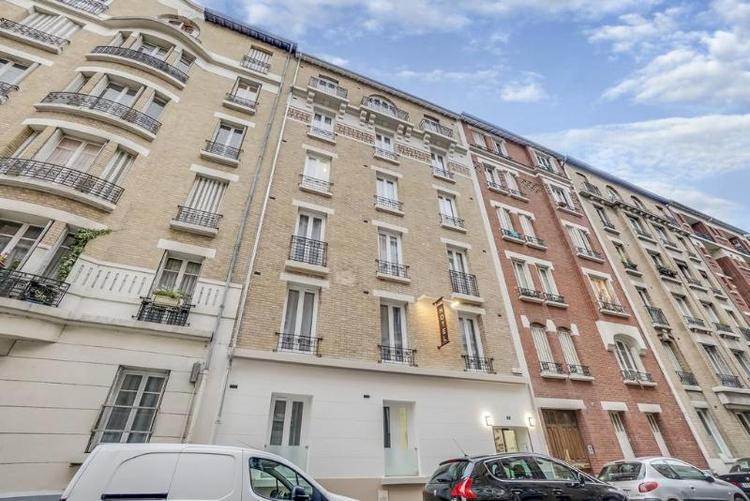 Paris Hotel Clichy