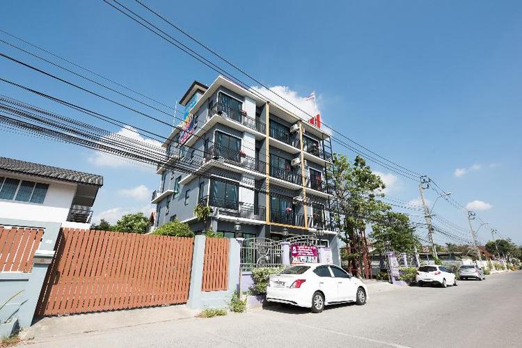 5 Chang Palace