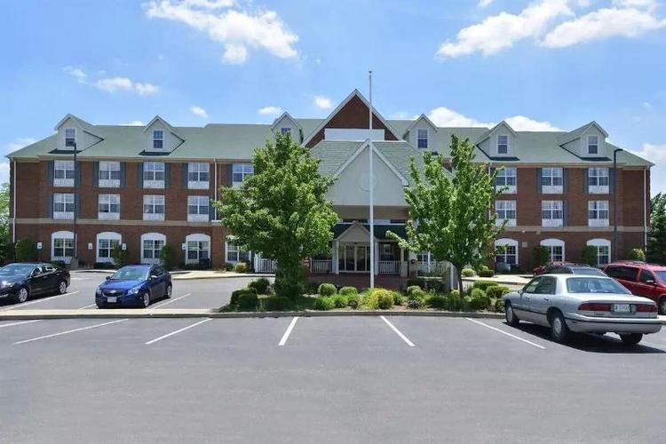 FairBridge Inn & Suites Marion