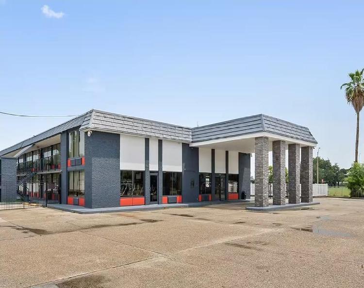Ramada By Wyndham New Orleans