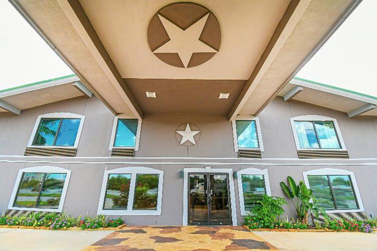 Hotel Shenandoah Woodlands Mall