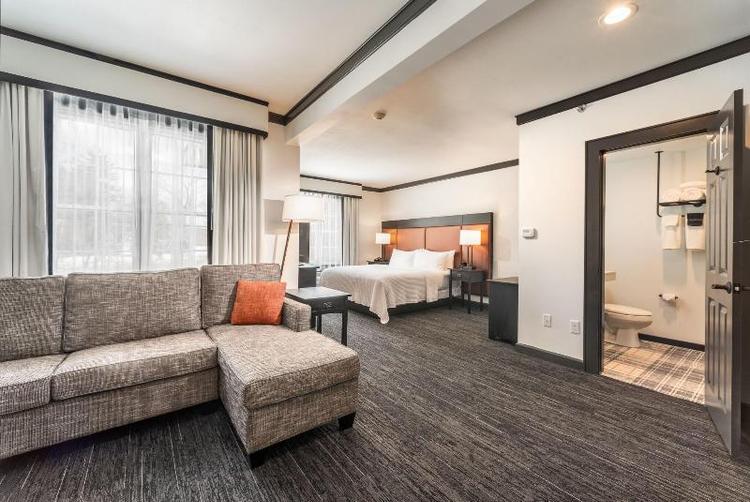 The Craftsman Inn Suites