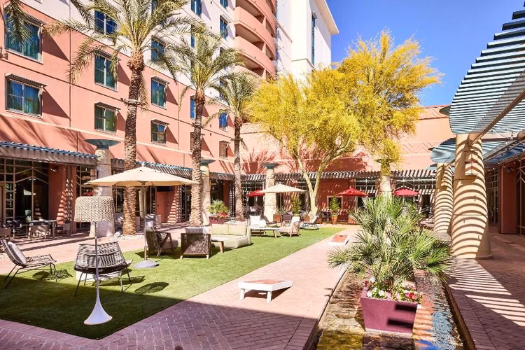 Renaissance Phoenix Glendale Hotel Spa
